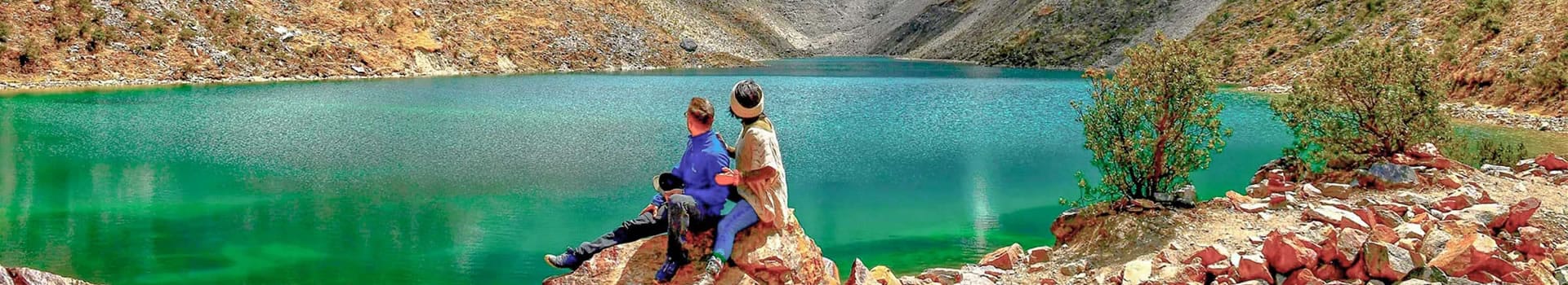 Tour de 1 día a la Laguna Humantay desde la ciudad de Cusco.